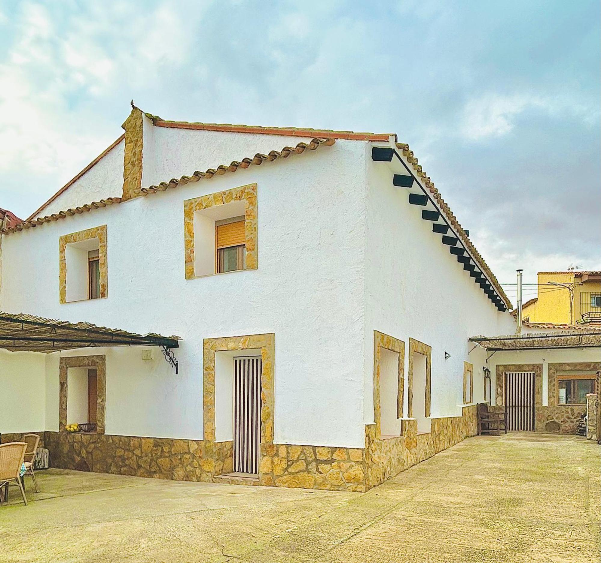 אלקלה דל חוקאר Casa Rural El Encanto De La Gila מראה חיצוני תמונה